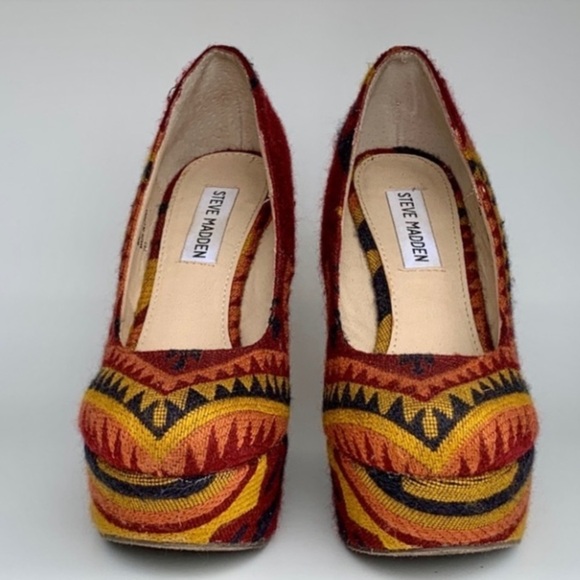Steve Madden Pammyy Wedge Aztec Multi Color - Picture 2 of 11